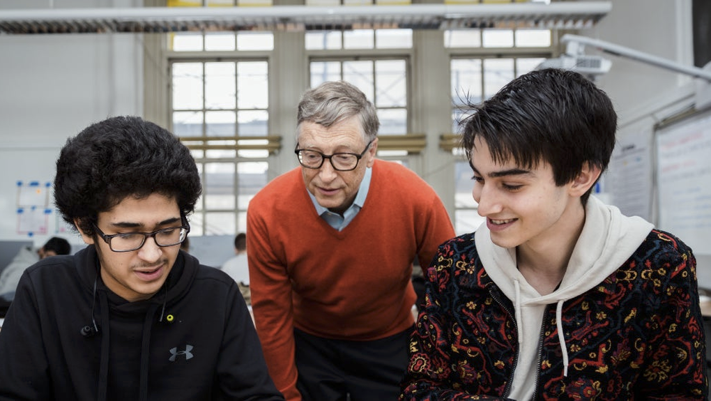 Bill Gates tiết lộ về cuộc nói chuyện đã làm thay đổi cuộc đời mình - 2